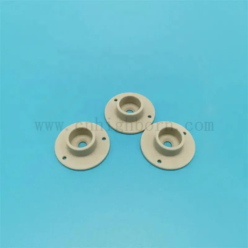 Haute conductivité thermique 170W / MK Joint de nitrure d'aluminium Isolation thermique Composants en céramique