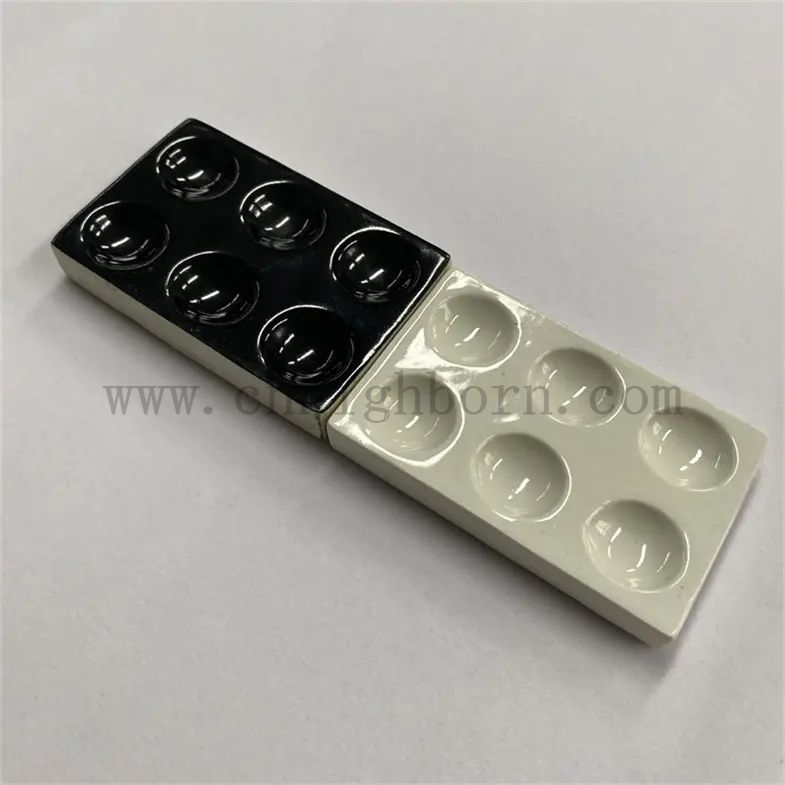 Plat volatile en c&eacute;ramique (1)