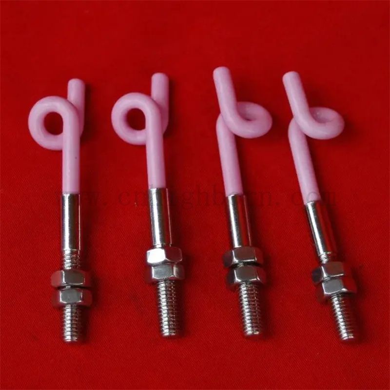 99% ivoire AL2O3 Alumine Céramic Yarn Guide textile Guides en queue de cochon en céramique