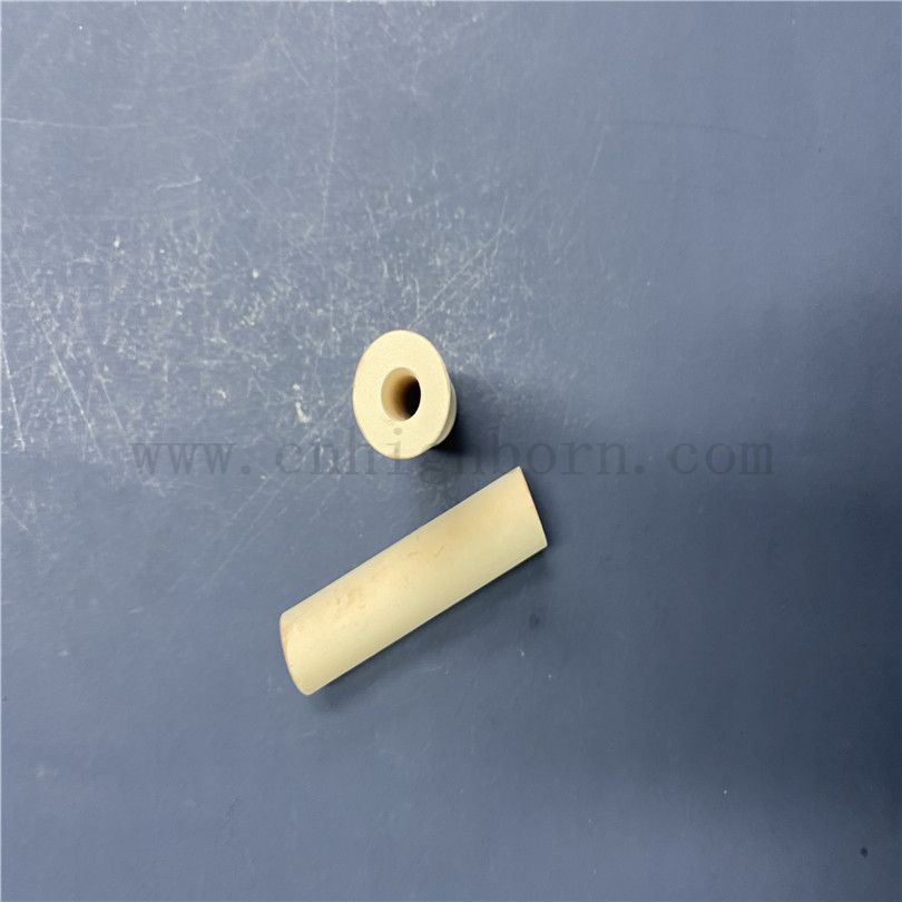  Tile en céramique à haute température contrôlable de la taille de la taille des pores poreuses