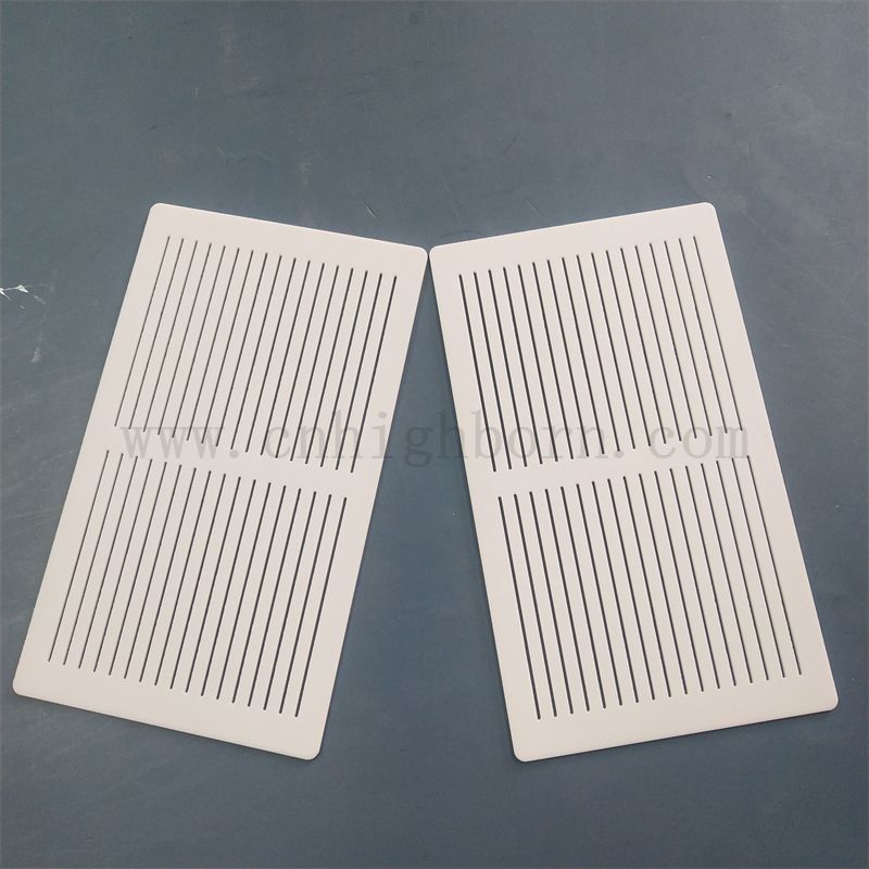 Feuille de céramique en verre machinable de haute précision personnalisée pour isolation sous vide