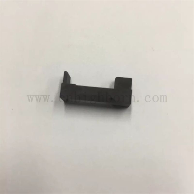 Support en céramique noir de la résistance à la corrosion Al2o3 d'isolateur d'alumine