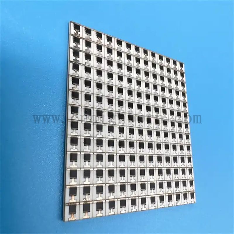 circuit &agrave; couche &eacute;paisse multicouche 