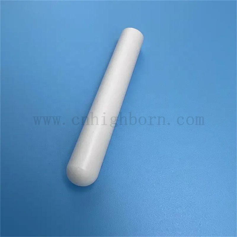 Haute pureté 99,7% une extrémité fermée du nitrure de bore tube en céramique hpbn