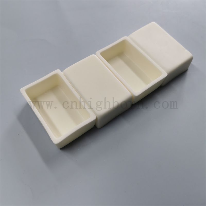 Utilisation du laboratoire Boat de combustion en alumine à haute température AL2O3 CRUCIBUME CERAMIQUE