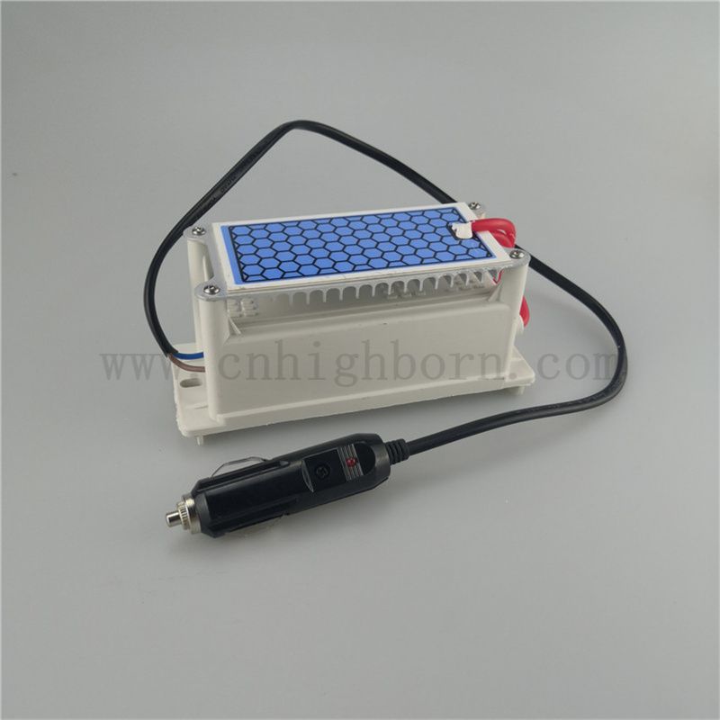 Purification d'air Plate en céramique portable 12V 5G / HR Module de générateur d'ozone Ozonizer