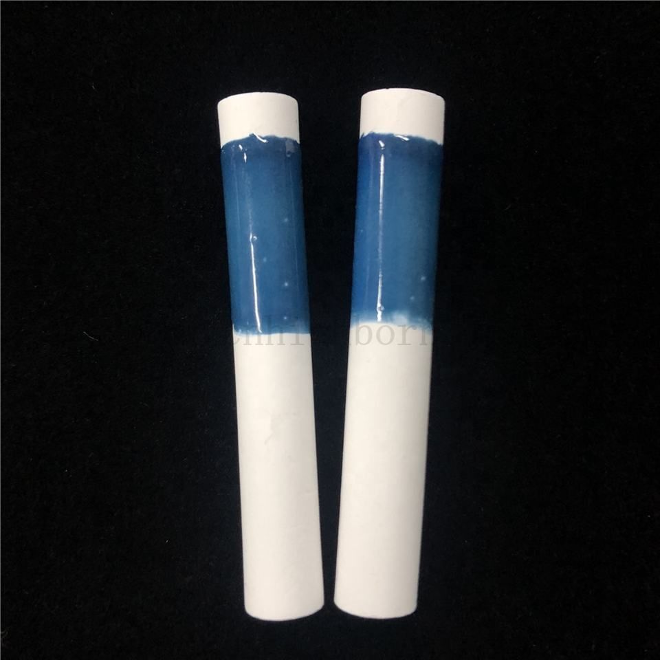 Perfume en alumine poreuse vitrée