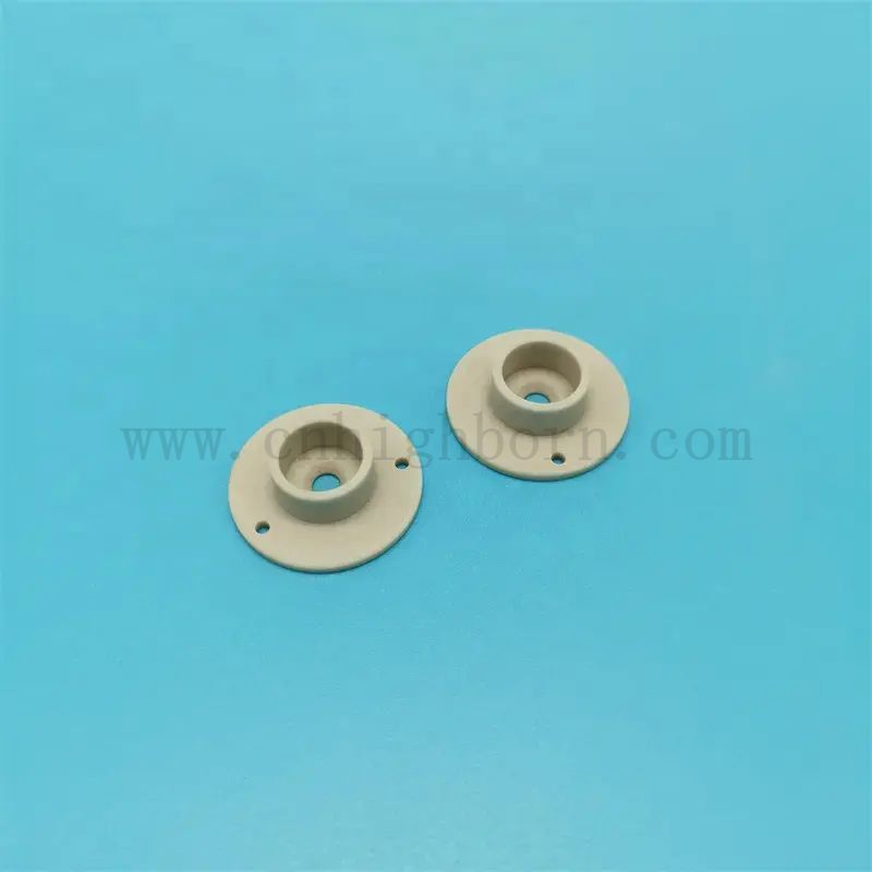 Haute conductivité thermique 170W / MK Joint de nitrure d'aluminium Isolation thermique Composants en céramique