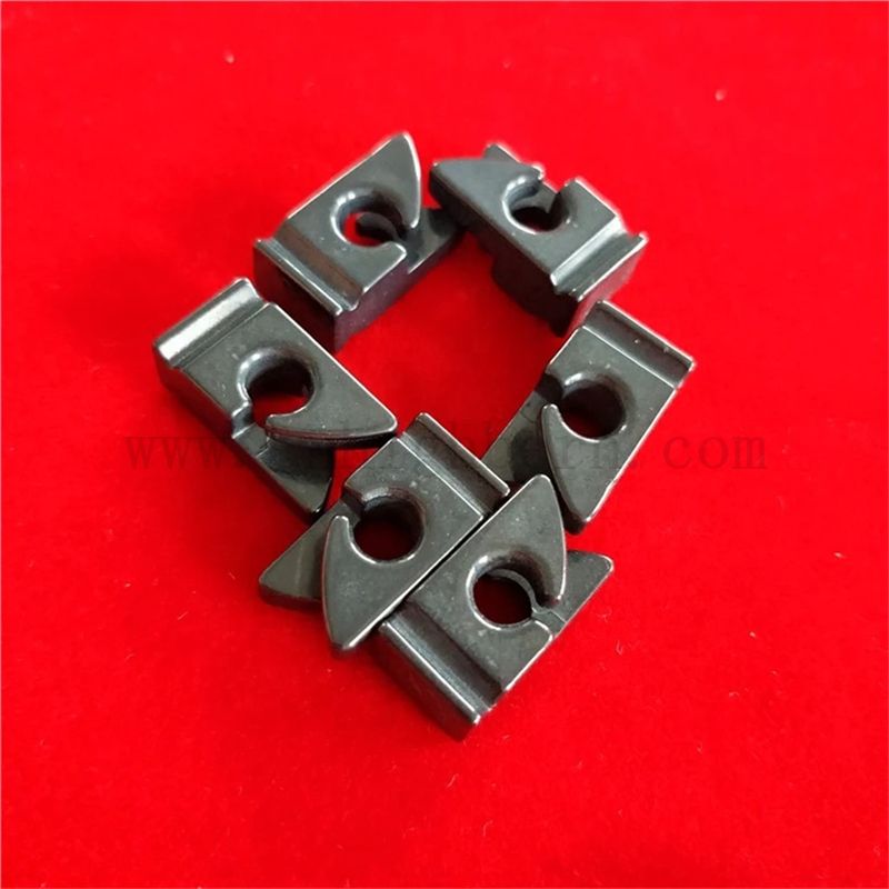 Guide de fil textile Machinerie en céramique Pièce de rechange Titanium Oxyde d'oelet TiO2 Guide de fil en céramique 