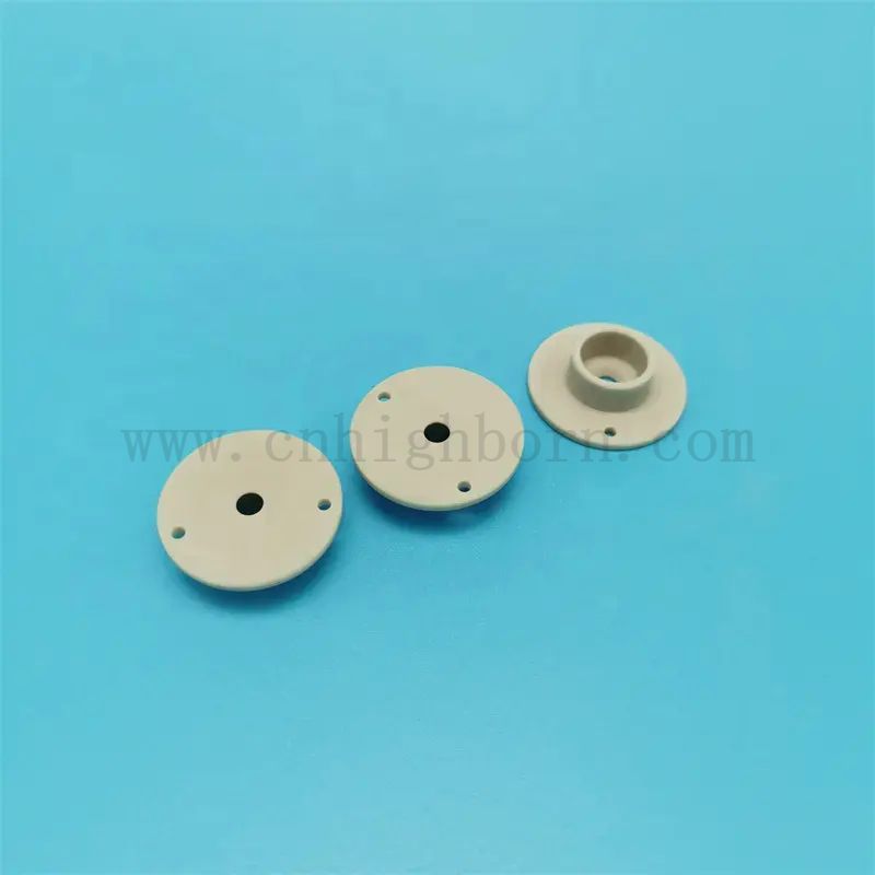 Haute conductivité thermique 170W / MK Joint de nitrure d'aluminium Isolation thermique Composants en céramique