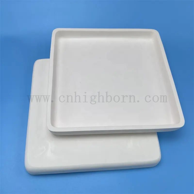 Alumine Cerramic Crucible personnalisée AL2O3 Métal en fusion en céramique en métal en fusion