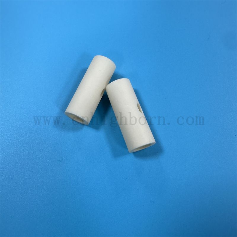 99% Alumina Céramic Tube Isolateur AL2O3 Céramique Tipe irrégulier