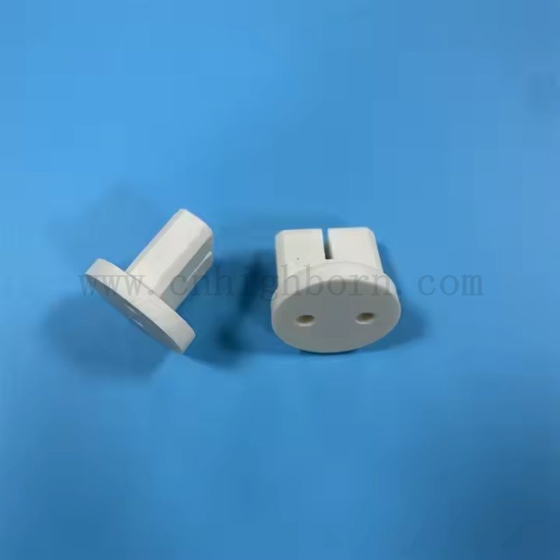 Alumine personnalisée industrielle Part 95% AL2O3 ISOLAGE PIEUX DE SEMPS