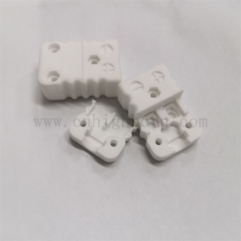 Isolation à 95% Boîte de commutateurs de connecteur de borne en céramique d'alumine