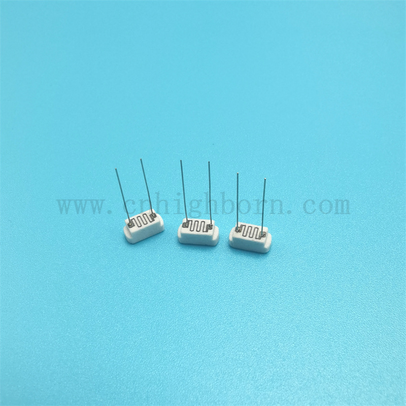 Couleur noire en céramique microporeuse personnalisée 9x4x4.3 mm Pâte de cigarette électronique Core atomisant avec plomb 