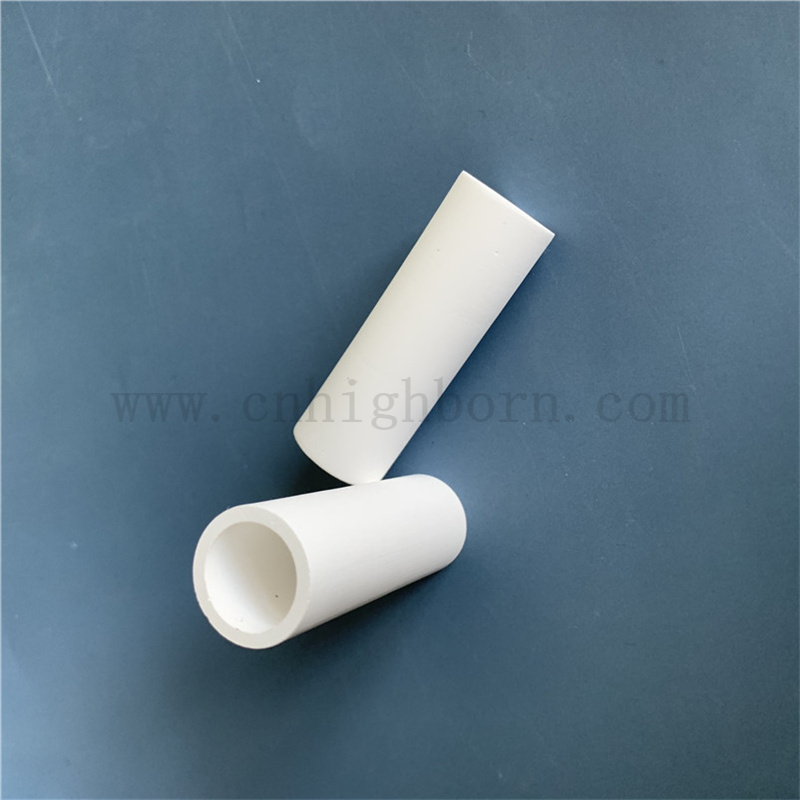 45% Porosité microporeuse Alumine Céramique Pipe de tuyau de tuyau