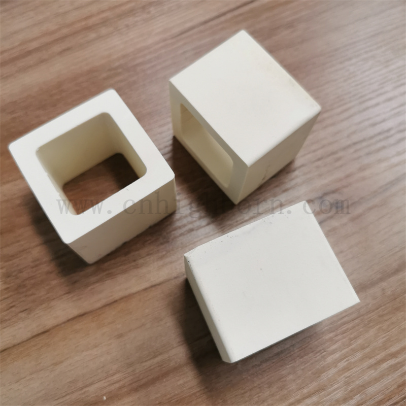 Tubes de fureur en céramique Mullite réfractaire personnalisée