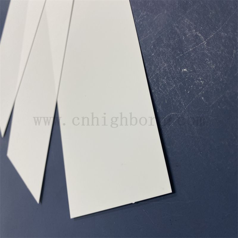 96% 99,6% Plaque de substrat en céramique en alumine 96 Fiche AL2O3