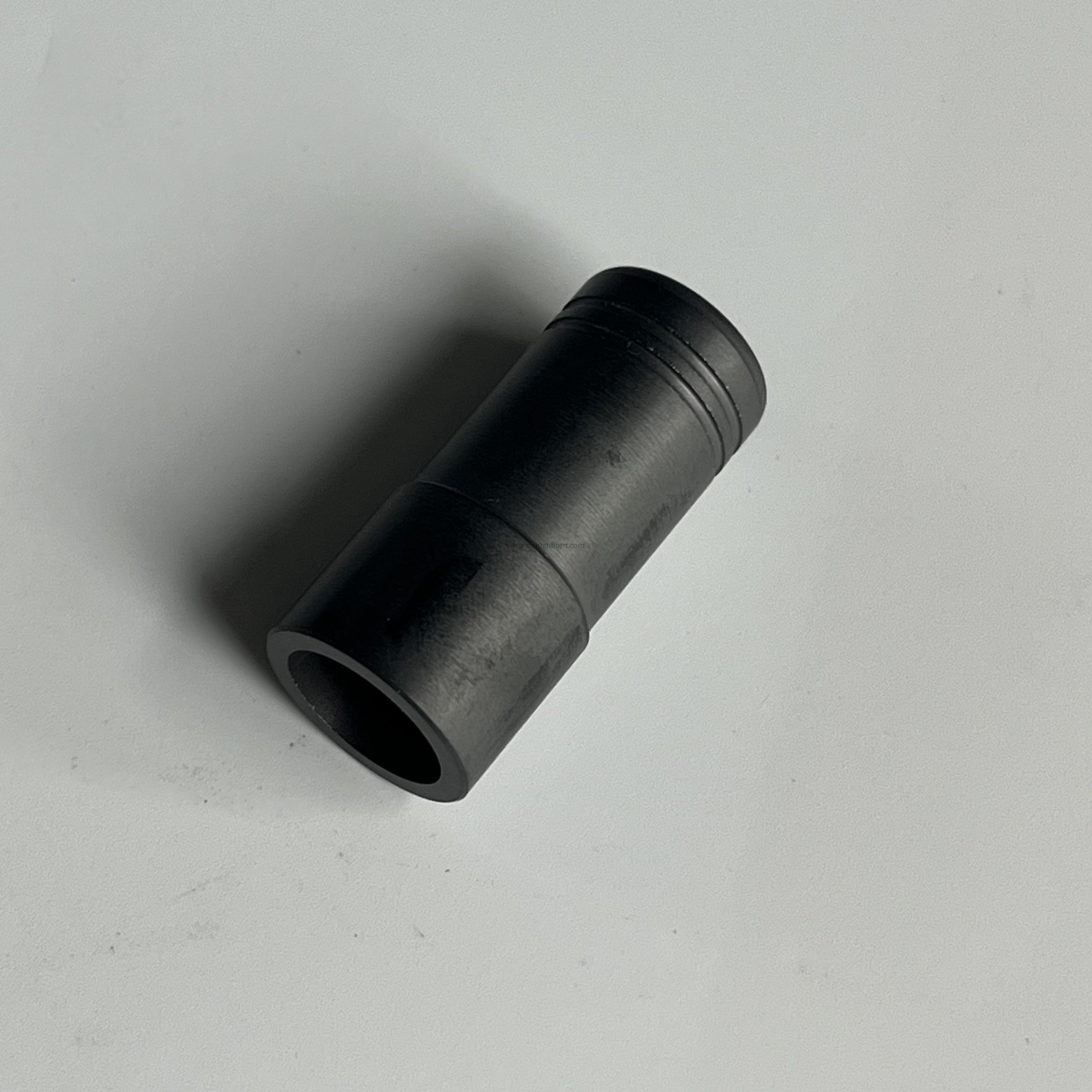 Tuyau irrégulier en céramique SiC de tube de carbure de silicium d'isolateur