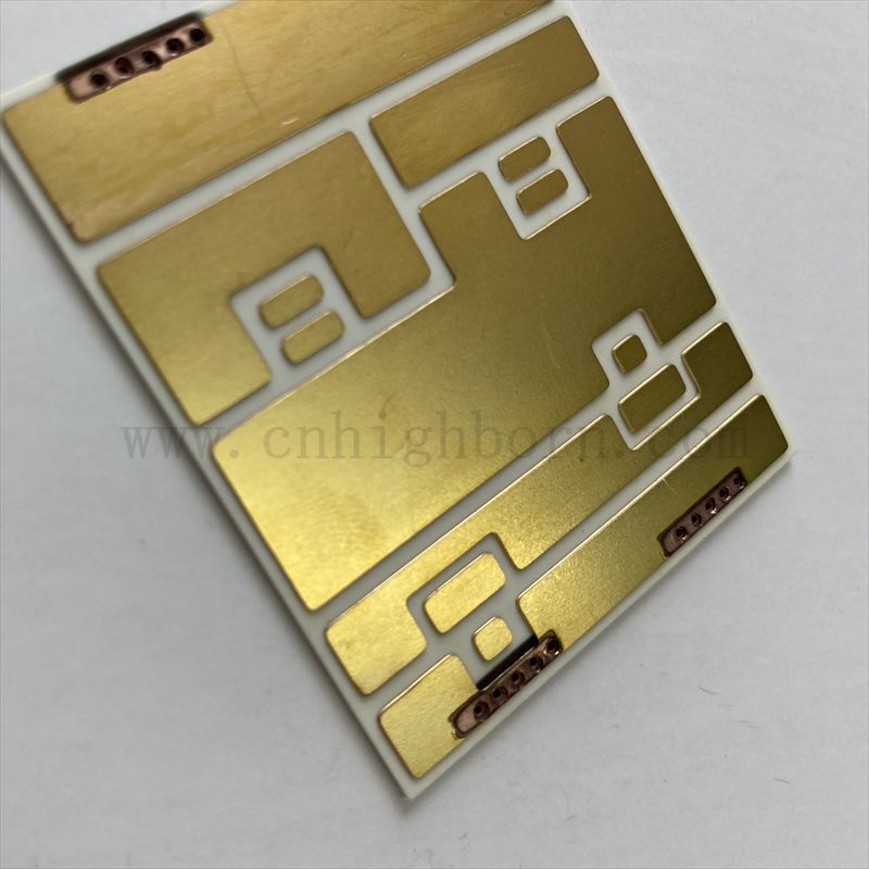 Copper AU Copper AU personnalisé Métallisé Céramique DBC DPC 96% Substrat en céramique Alumine ALN