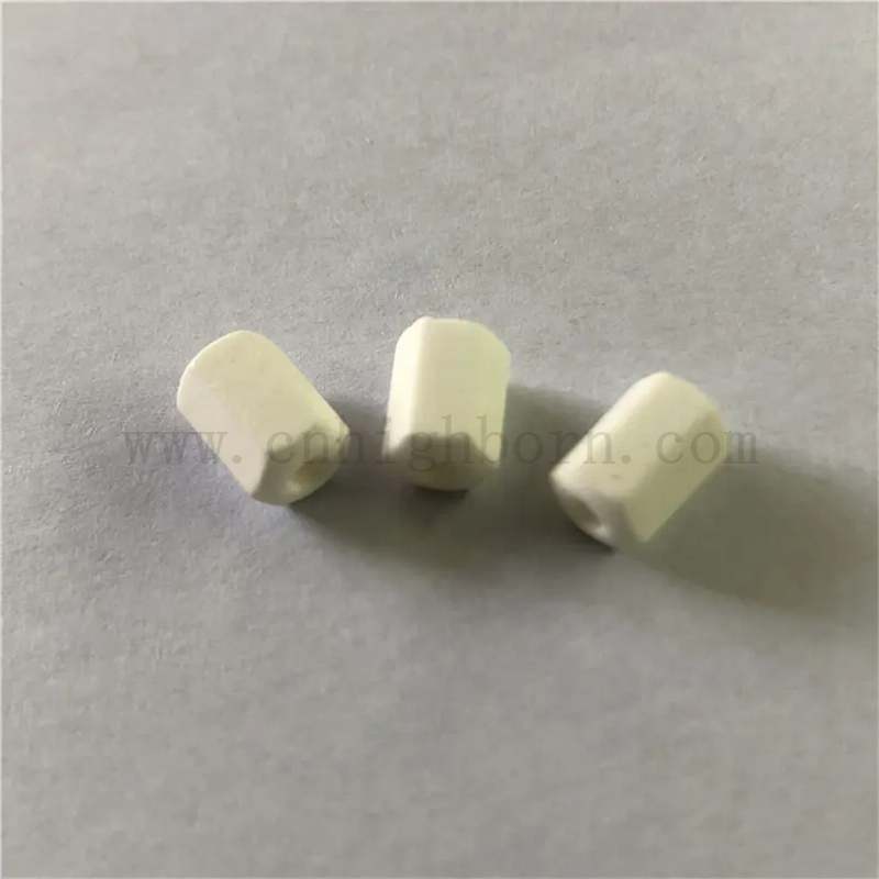 Résistance à l'usure AL2O3 Alumine Guide de fil céramique