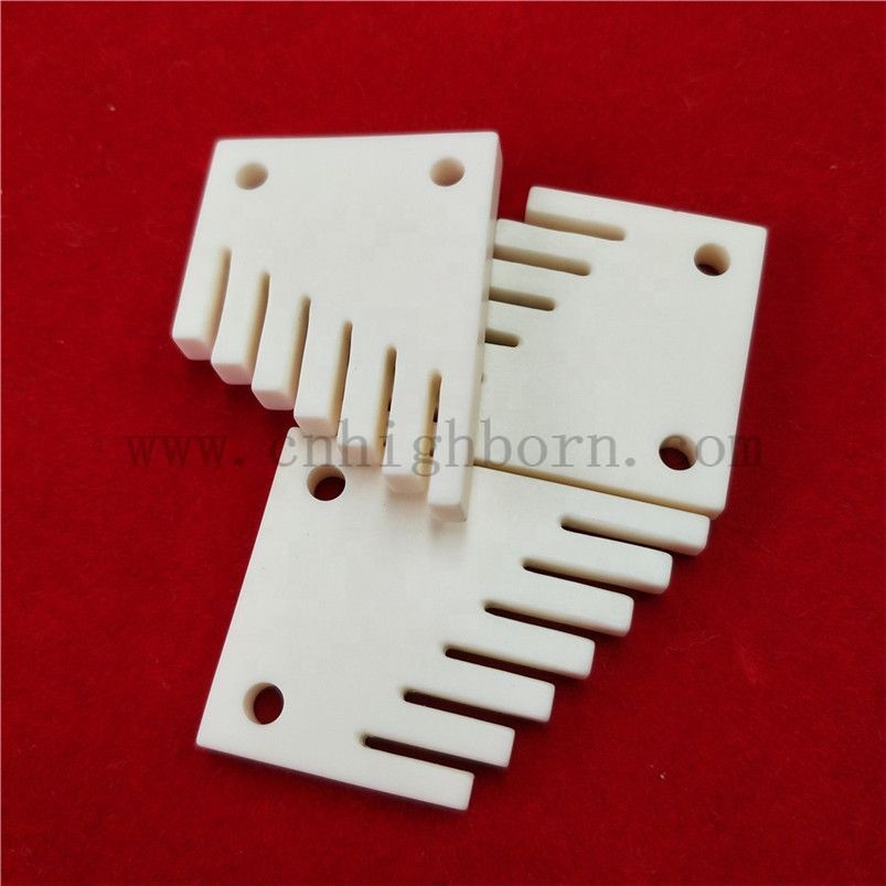 pi&egrave;ce en c&eacute;ramique d'alumine