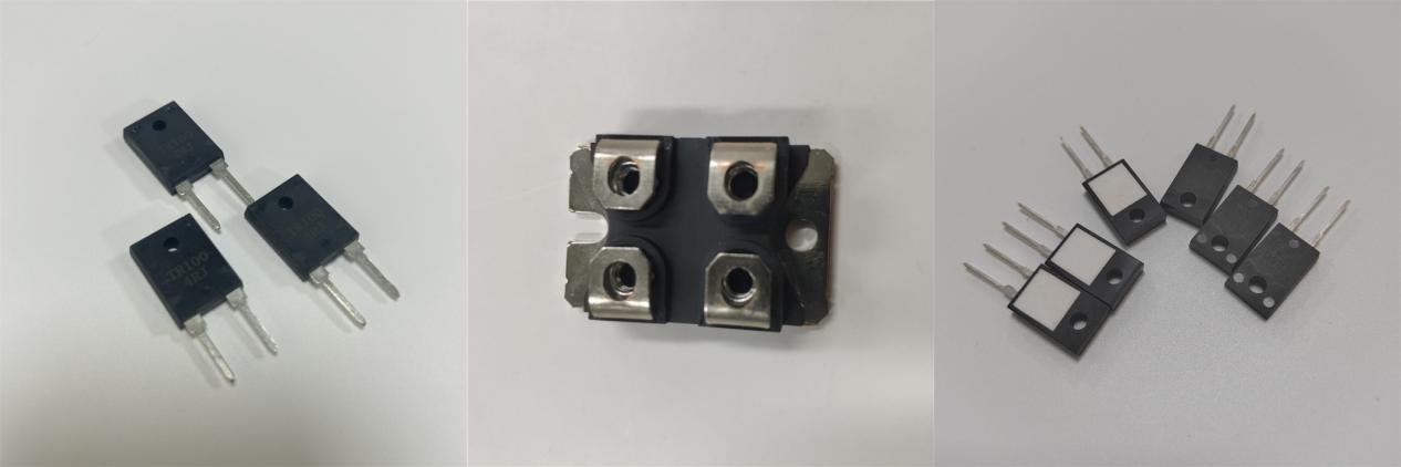 Bo&icirc;tier d'emballage en c&eacute;ramique