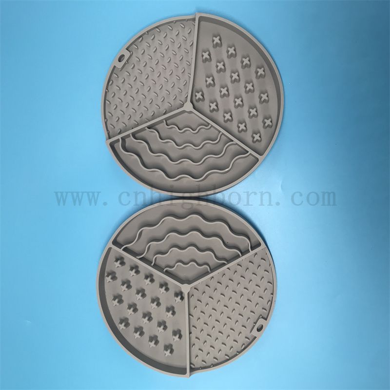 Silicone en caoutchouc animal de léchage tapis de chiot