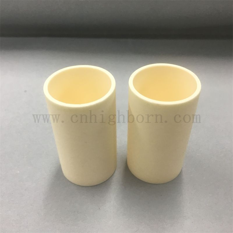 Laboratoire de résistance à haute température 99% AL2O3 CRUCIBLE 50 ml 100 ml 99% Crictible en céramique d'alumine