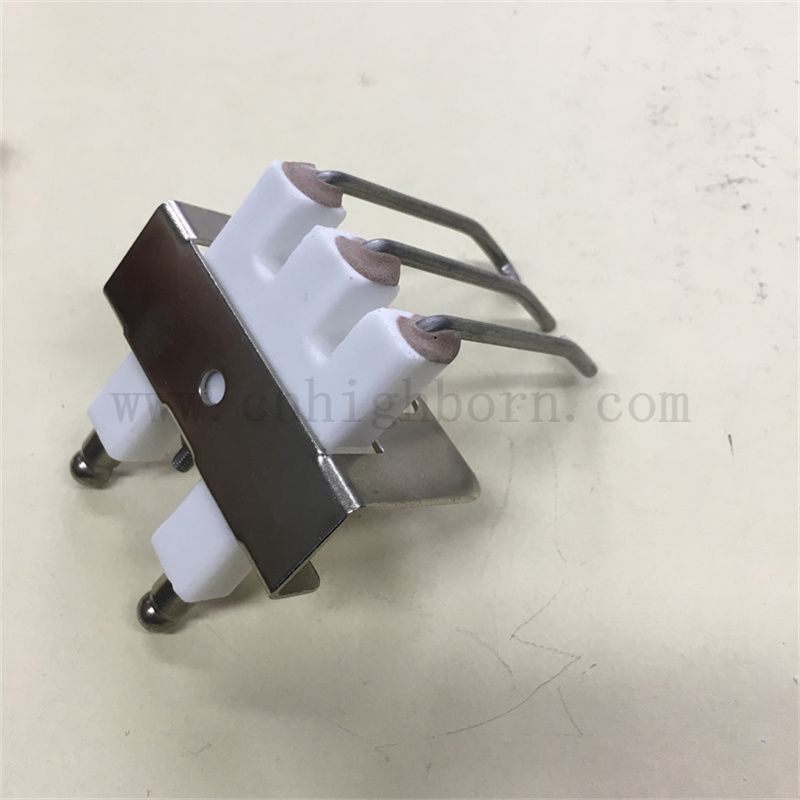 En stock al2o3 alumine en céramique coulant chauffe