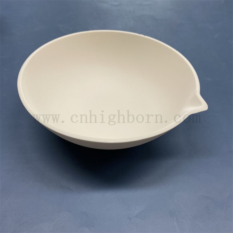Laboratoire AL2O3 Plats d'évaporation en céramique en porcelaine d'alumine poêle d'évaporation
