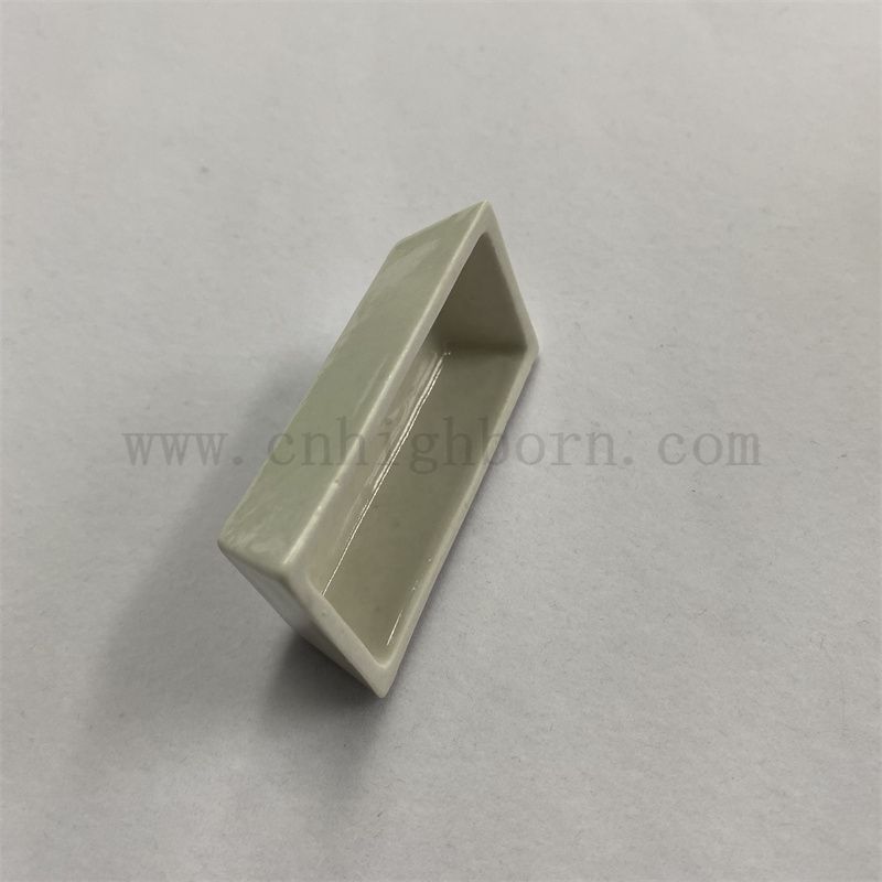 55 × 28 × 12 mm Laboratoire Alumine en céramique Boat trapézoïdal Porcelaine Cupel