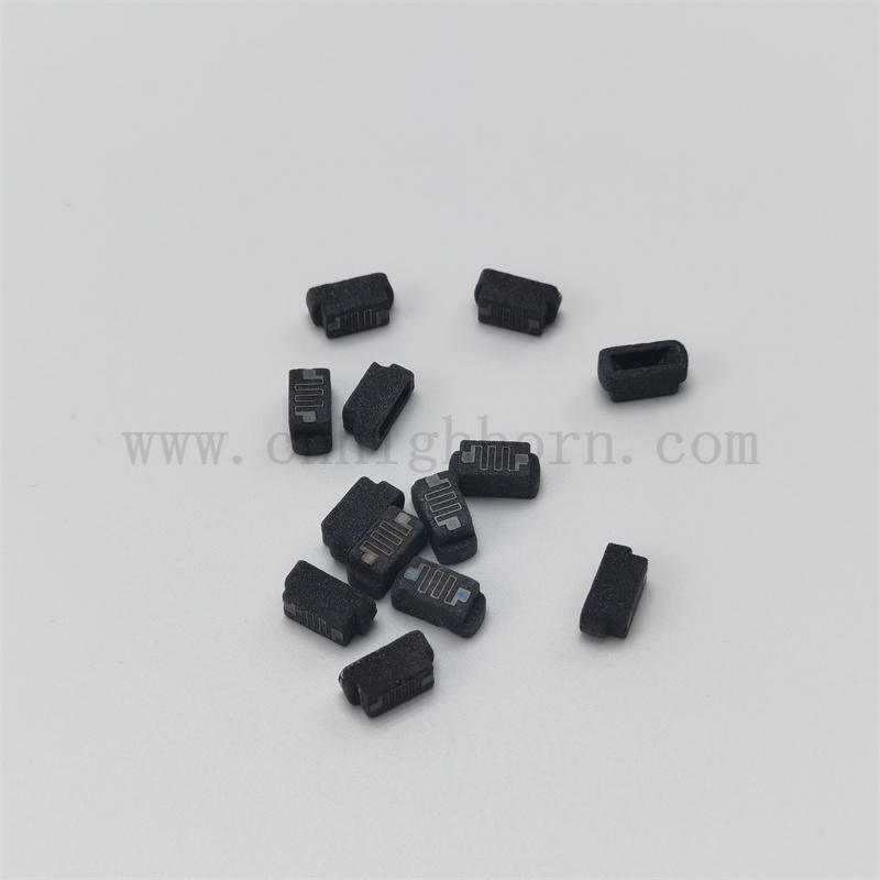 Cigarettes électroniques écologiques à la vente à chaud