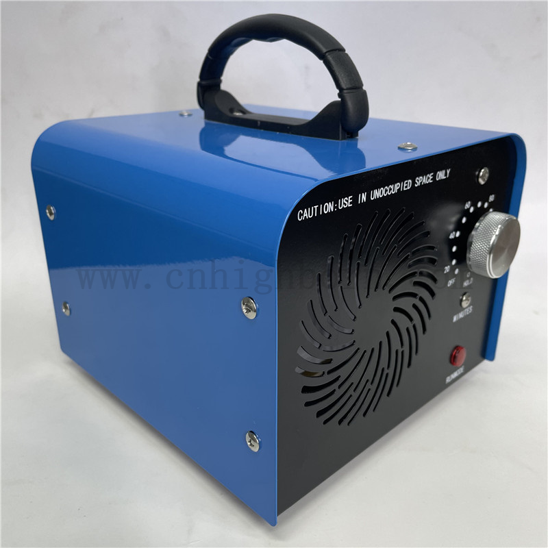 Machine de désinfection d'air de bureau Générateur d'ozone pour la voiture Home Car Formaldéhyde Ozonizer
