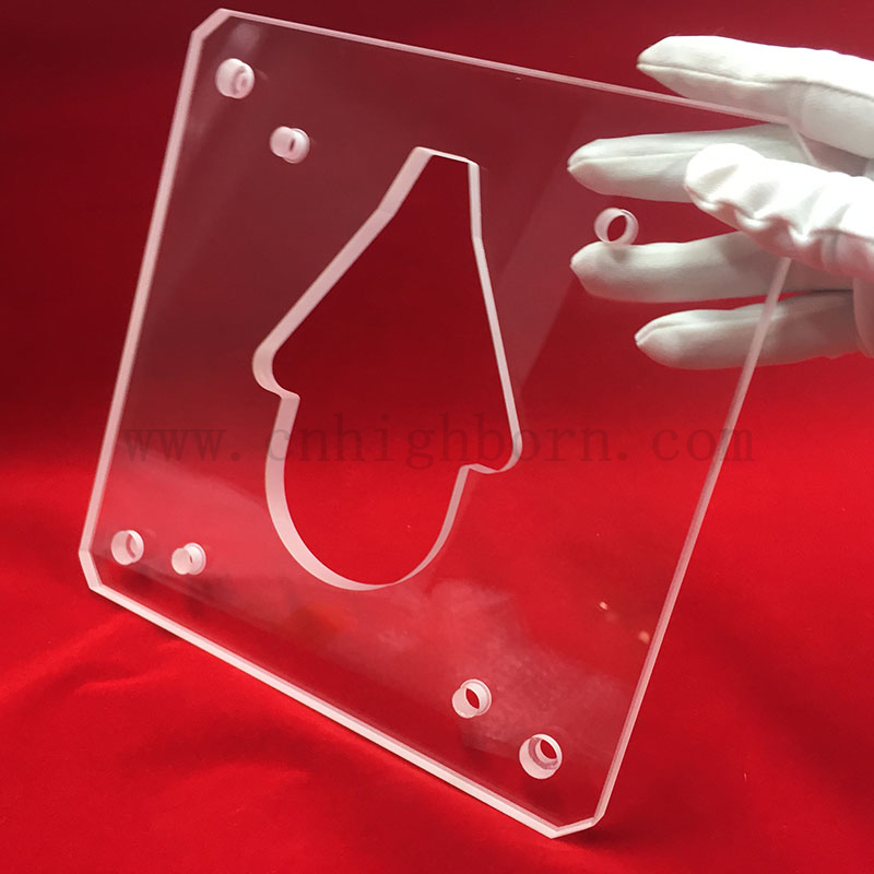 Feuille de verre à quartz claire à fente perforée au laser 