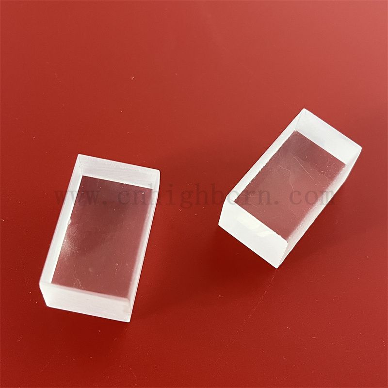 Panneau de silice fusionné deux côtés à deux côtés.