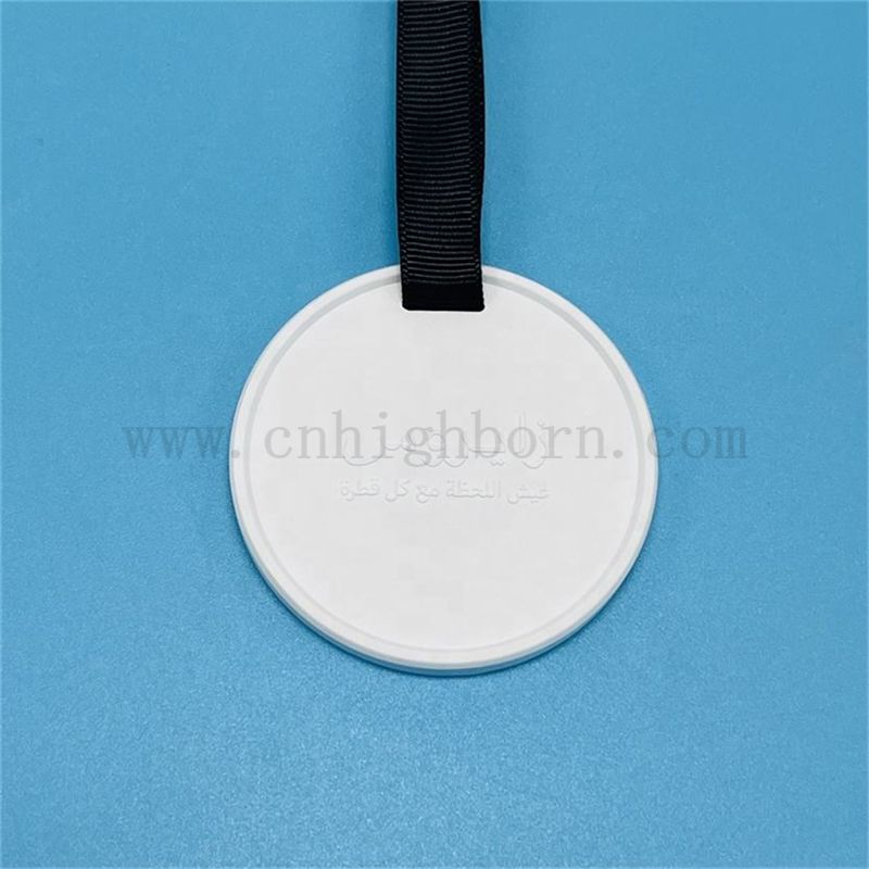 Arôme de logo en relief personnalisé Diffuseur suspendu pierre parfumée avec ruban