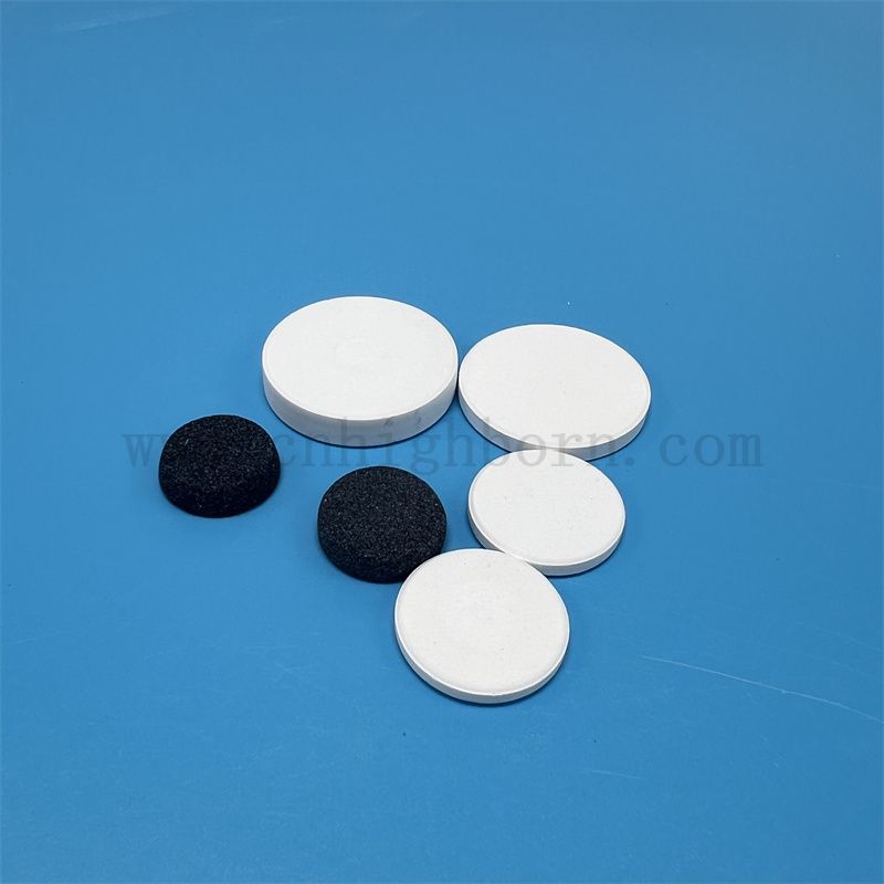 Isolateur poreux en carbure de silicium Plaque de filtre Alumine Disque de filtration d'air en céramique