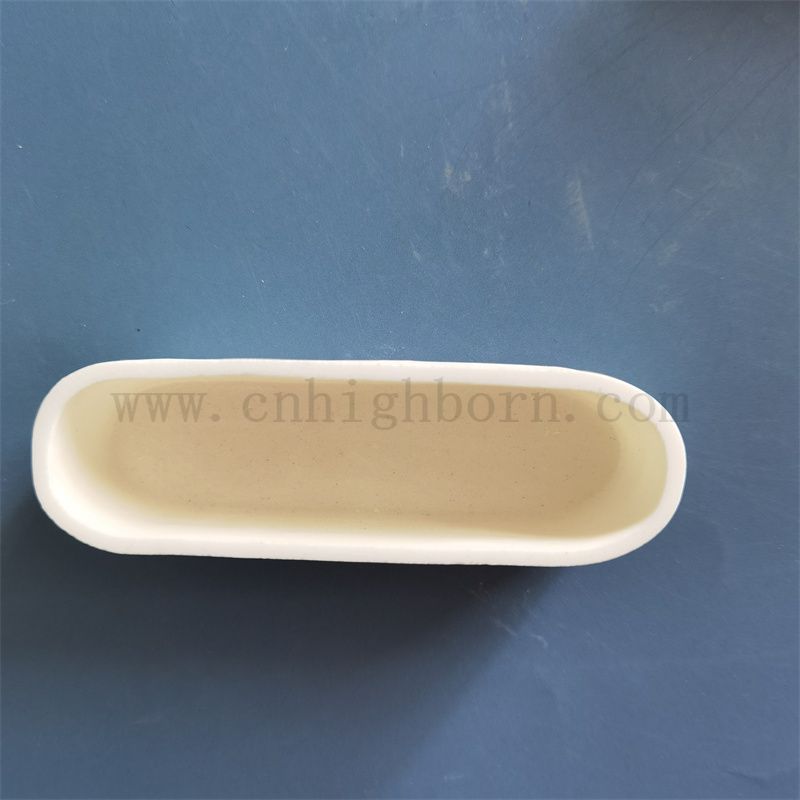 Haute température à 99% AL2O3 Céramic Melting Boat Alumine Combustion Crucible