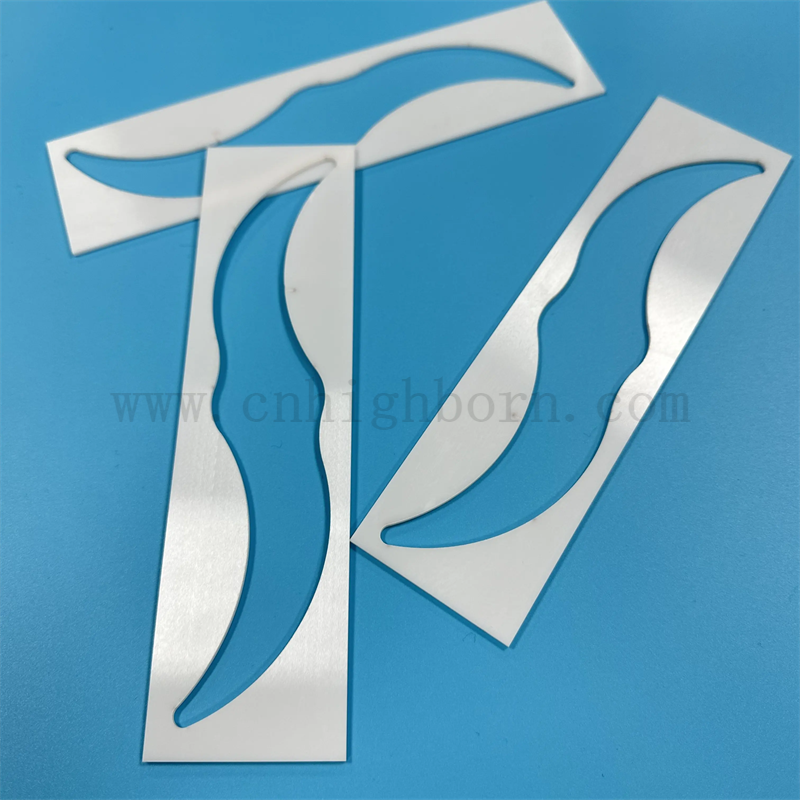 Résistance à l'usure de haute précision personnalisée ZRO2 Piece en céramique Laser Couper Plaque de zircone