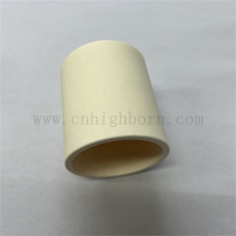 Haute pureté 99% Analyse de chimie en céramique en alumine Crucible Crucible AL2O3 Porcelaine Labware Melting Pot