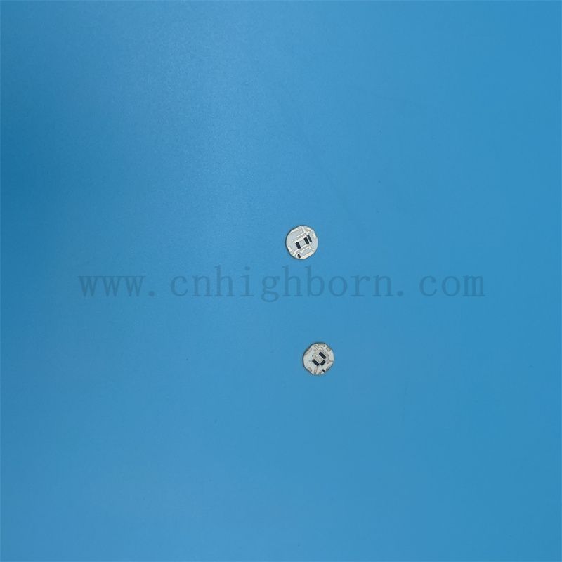 Haute précision en alumine en céramique feuille de film épais substrat automobile de niveau d'huile de voiture résistante du détecteur