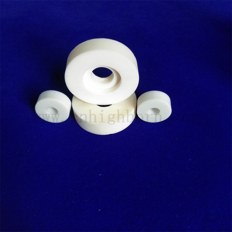 Manches en céramique d'alumine à haute température AL2O3 Buisson en céramique