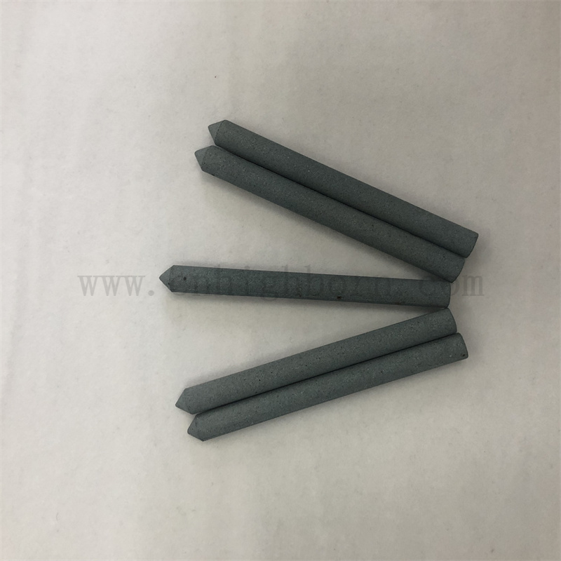 Sticle en céramique poreuse microporeuse en silicium Carbure en céramique perméable d'irrigation permanente pour les plantes