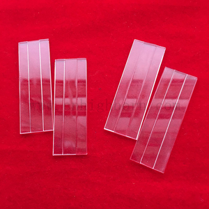 Microplaques perforées adaptées aux besoins du client de verre de quartz de polissage transparent élevé