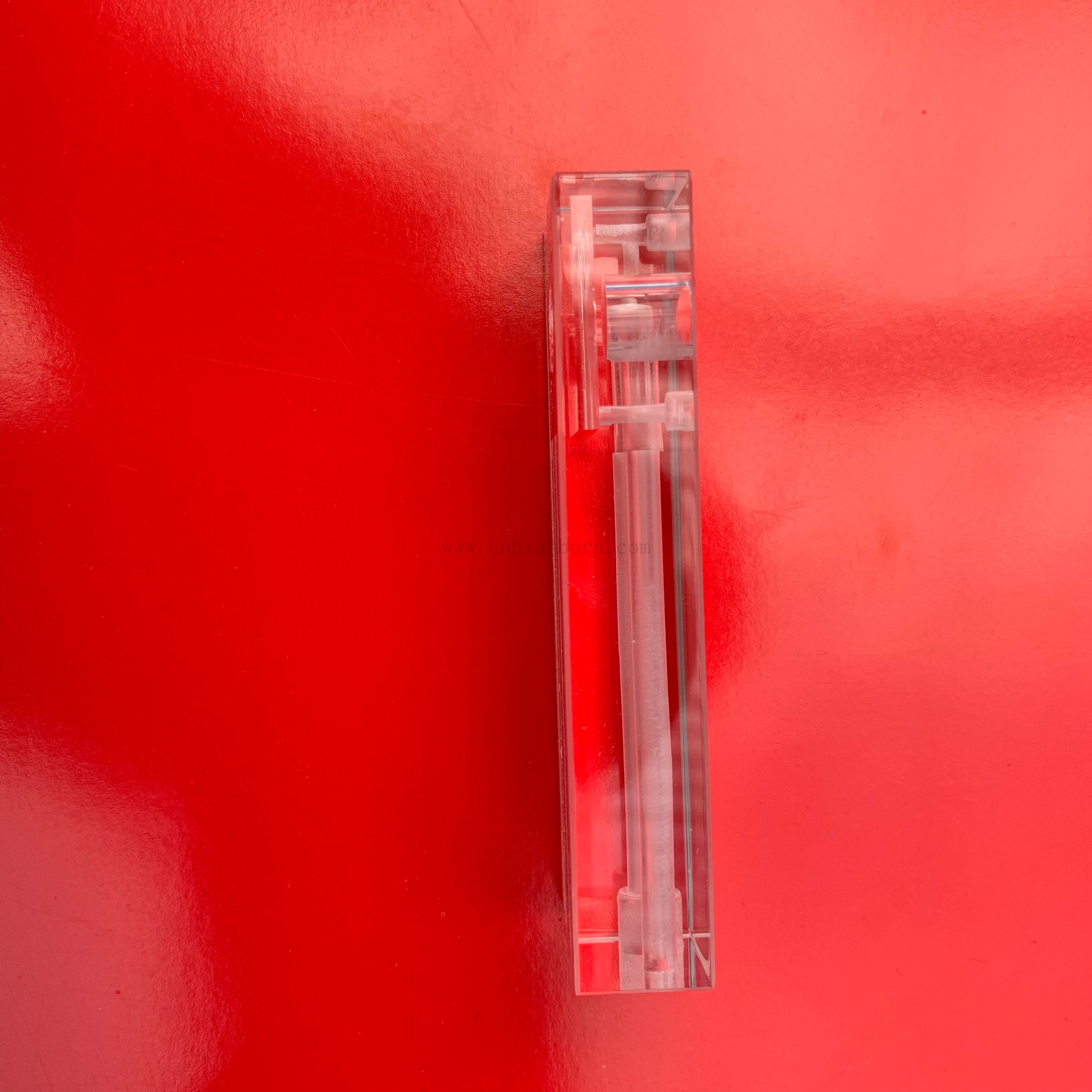 Labware micro réaction transparente Cuvette en verre de quartz fluve à travers le colorimètre