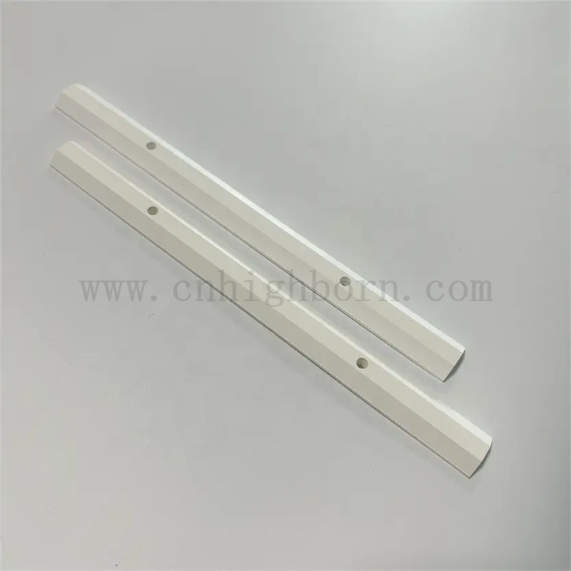 Haute pureté personnalisée à 99% Isolateur de nitrure de bore BN BN CERAMIQUE ROD