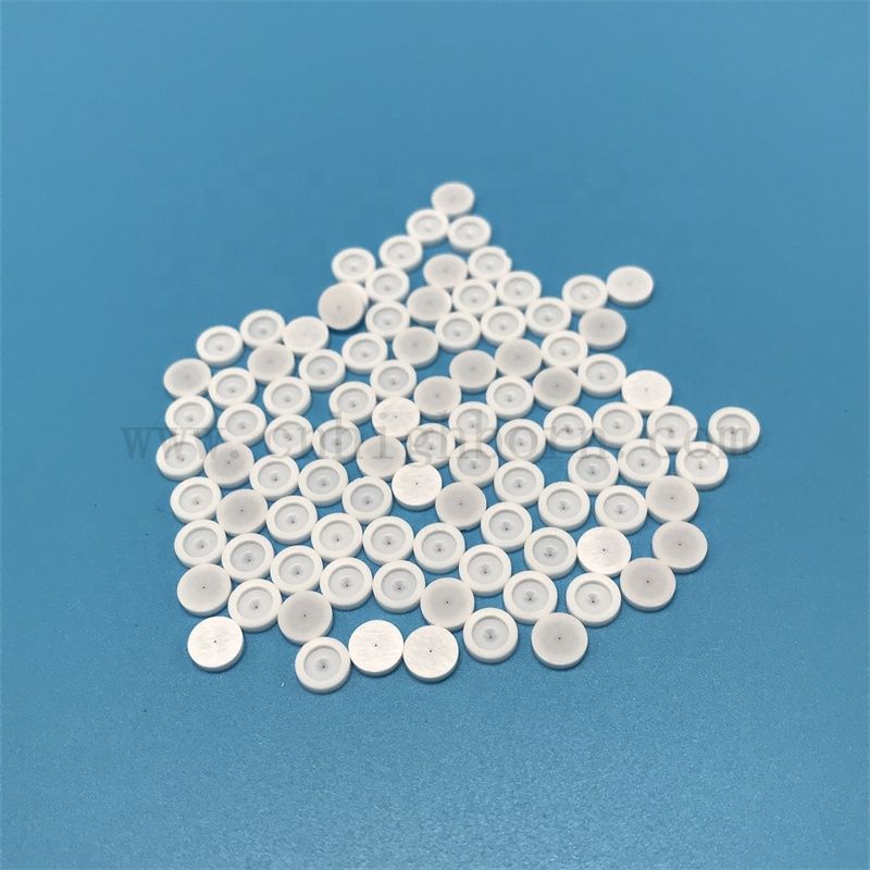 Isolant blanc zircone partie irrégulière