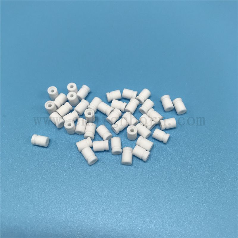 Part d'isolation en céramique d'oxyde de béryllium 99% personnalisé tubes en céramique Beo