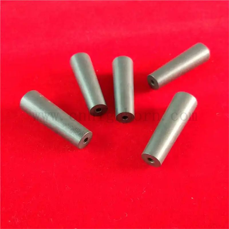 Tuyaux de buse en céramique SSIC résistant aux chocs de choc thermique